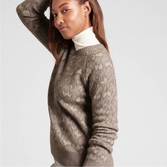 Athleta Merino Wool blend Cheetah animal print sweater - Picture 1 of 8
